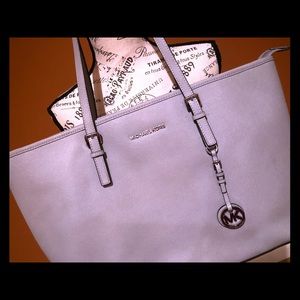 Michael Kors Large Jet Set Leather Tote